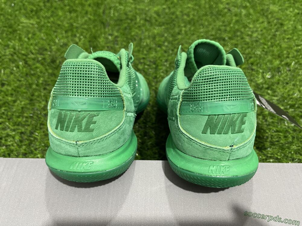 Nike Street Gato IC Low-Tops Football Shoes - Green/Green/Green