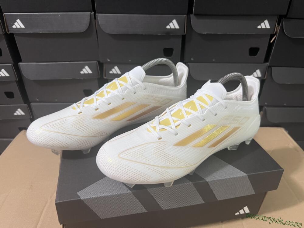 Adidas F50 Adizero FG Low-Tops Football Boots - White/Gold