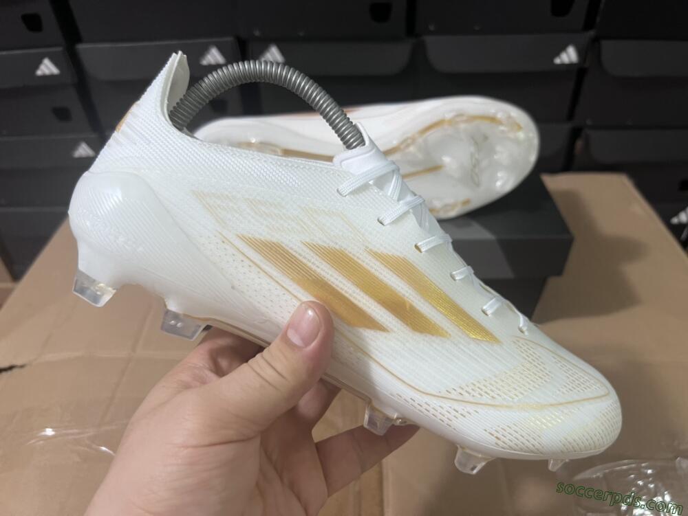 Adidas F50 Adizero FG Low-Tops Football Boots - White/Gold