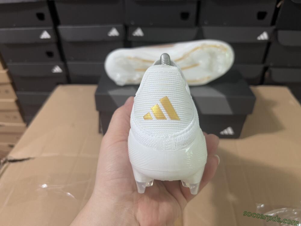 Adidas F50+ Adizero FG Low-Tops Football Boots - White/Gold