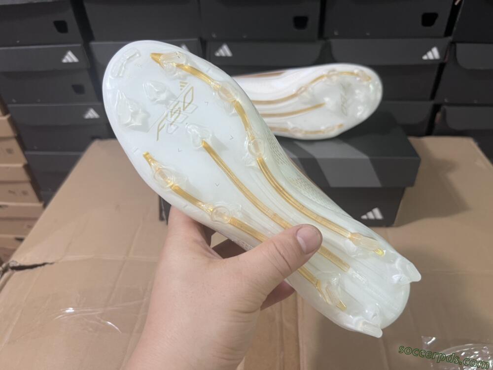 Adidas F50+ Adizero FG Low-Tops Football Boots - White/Gold