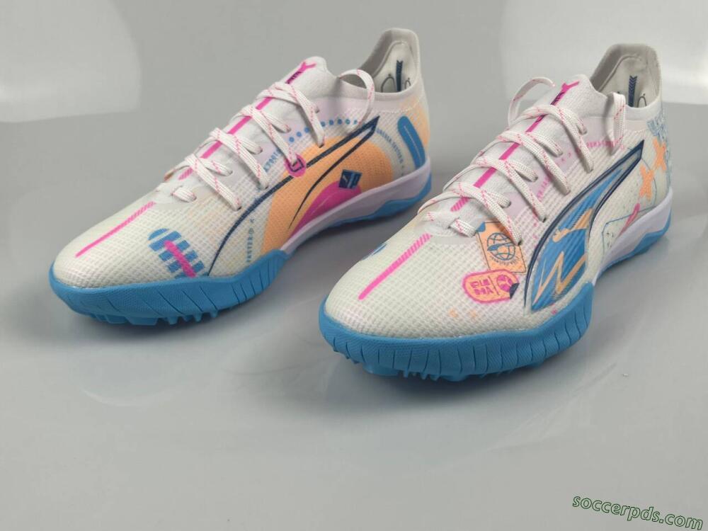 Puma Ultra 5 Ultimate TF Low-Tops Football Shoes - White/Blue/Pink/Yellow