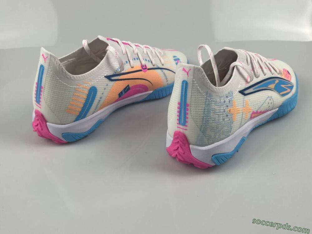 Puma Ultra 5 Ultimate TF Low-Tops Football Shoes - White/Blue/Pink/Yellow
