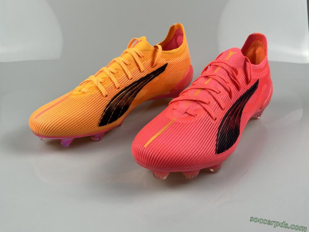 Puma Ultra Ultimate FG Low-Tops Football Boots - Pink/Black/Gold
