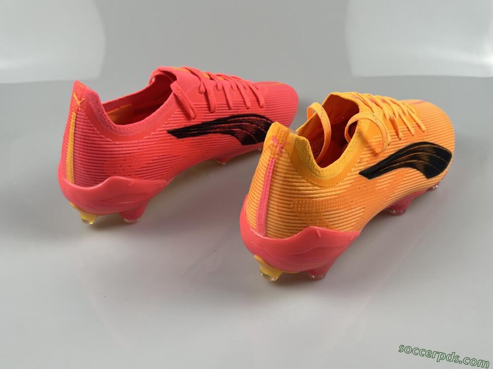 Puma Ultra Ultimate FG Low-Tops Football Boots - Pink/Black/Gold