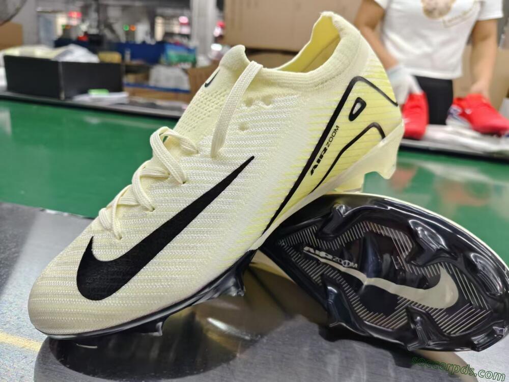 Nike Air Zoom Mercurial Vapor 16 Elite FG Low-Tops Football Boots - Beige/Black/Yellow