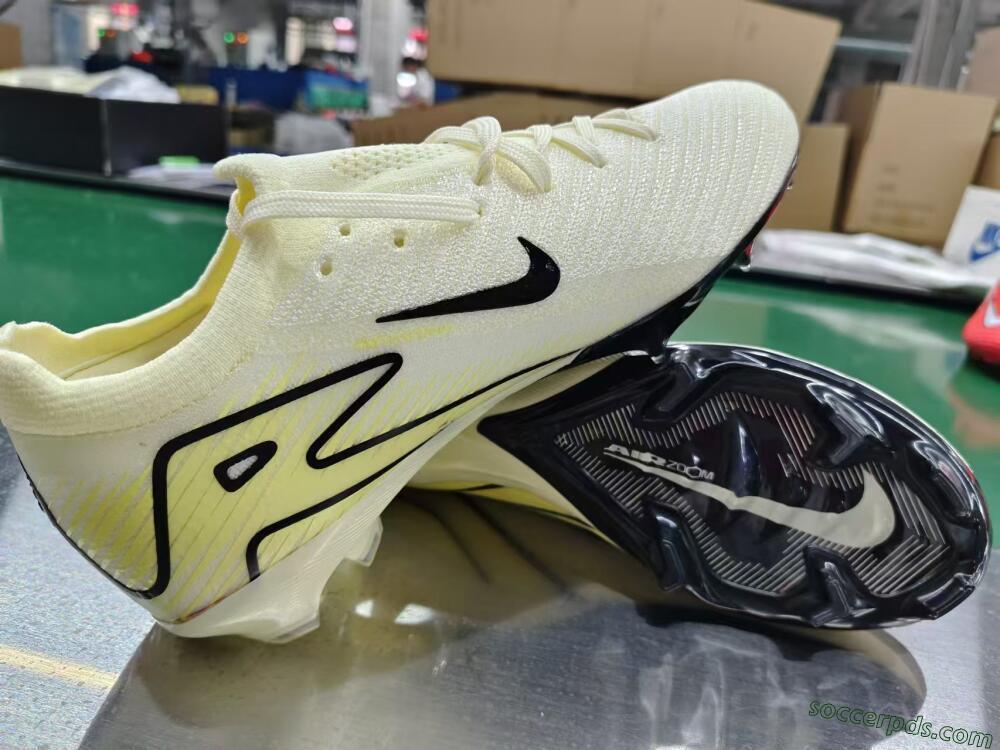Nike Air Zoom Mercurial Vapor 16 Elite FG Low-Tops Football Boots - Beige/Black/Yellow