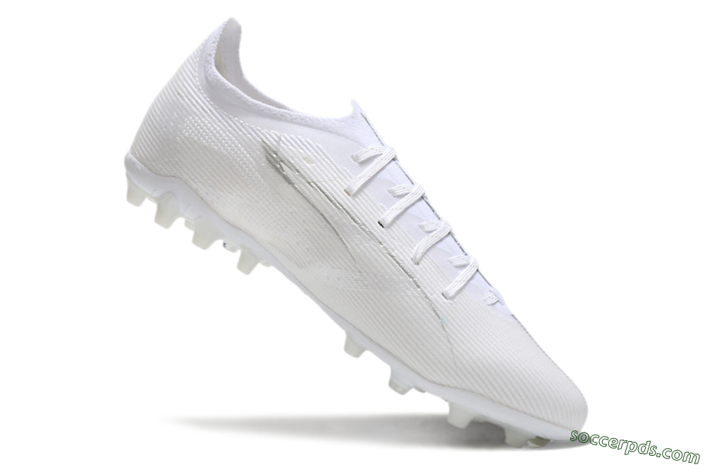 Puma Ultra 5 Ultimate MG Low-Tops Football Boots - White/Silver 4