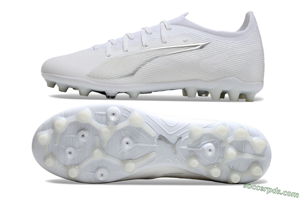 Puma Ultra 5 Ultimate MG Low-Tops Football Boots - White/Silver 0