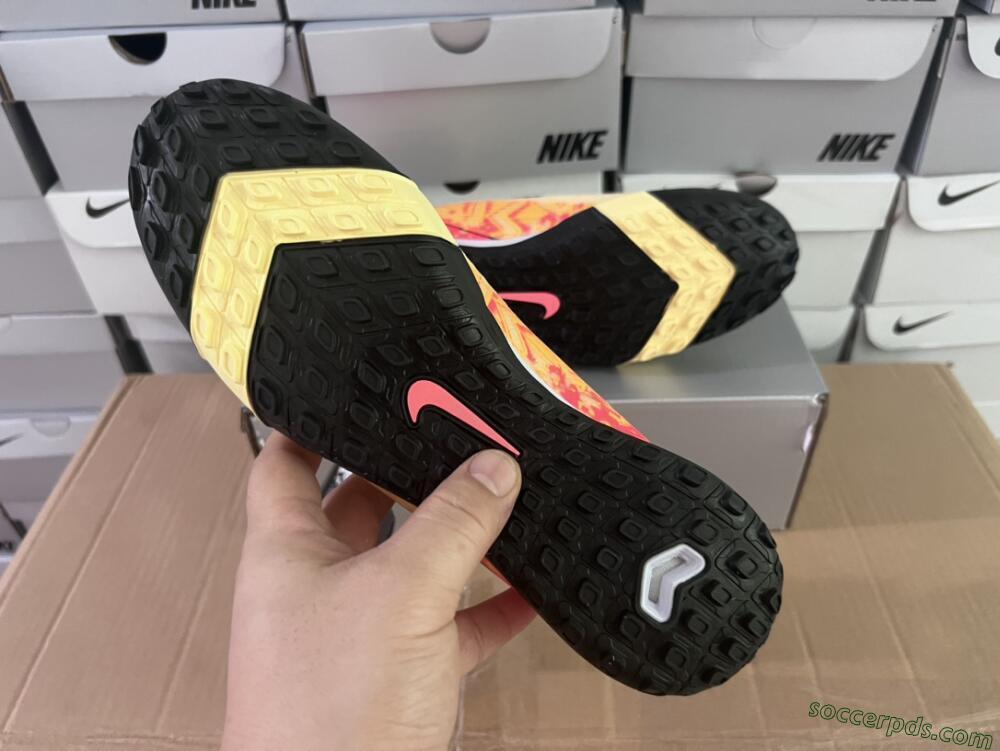 Nike Air Zoom Mercurial Vapor 16 Elit TF Low-Tops Football Shoes - Yellow/Black/Red
