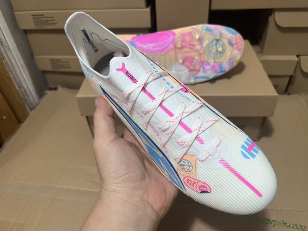 Puma Ultra 5 Ultimate FG Low-Tops Football Boots - White/Pink/Yellow/Blue