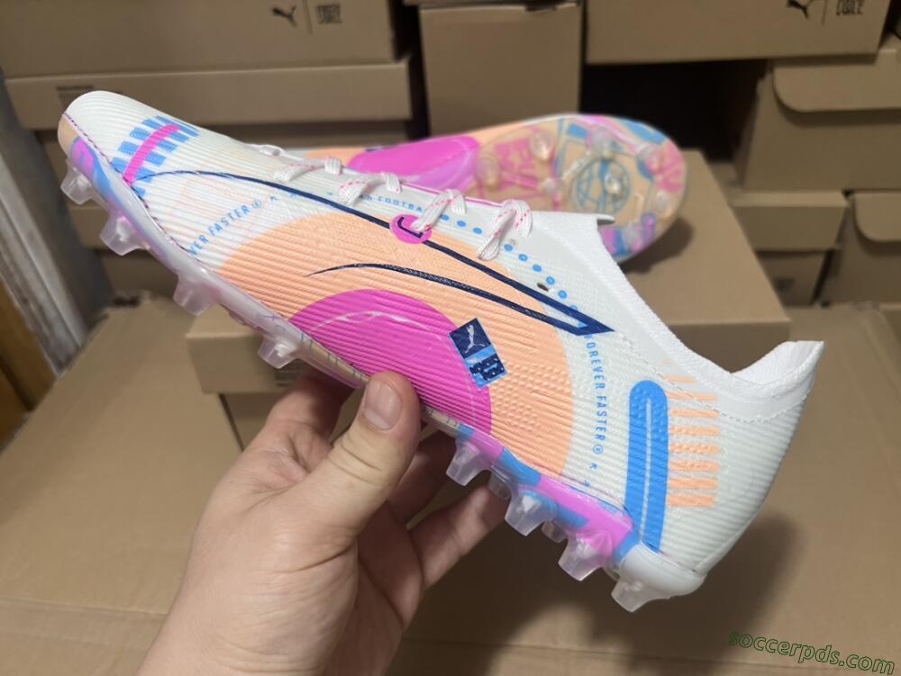 Puma Ultra 5 Ultimate FG Low-Tops Football Boots - White/Pink/Yellow/Blue