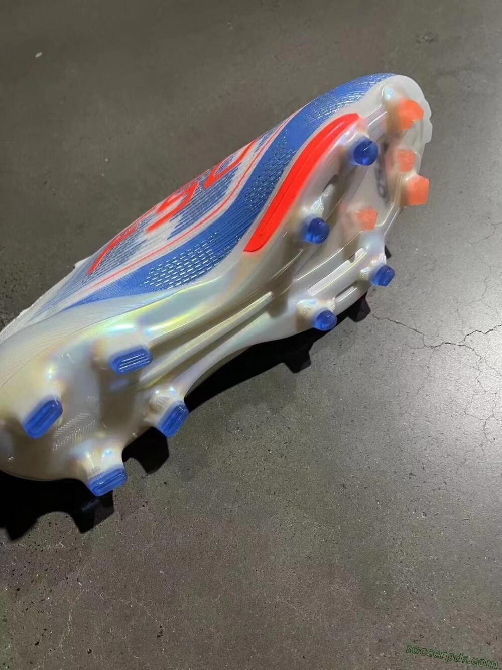 Adidas F50+ Lightstrike Pro Laceless FG Low-Tops Football Boots - White/Red/Blue