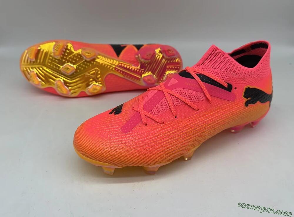 Puma Future Ultimate FG Low-Tops Football Boots - Pink/Yellow/Black