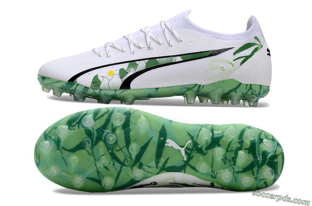 Puma Ultra Ultimate MG Low-Tops Football Boots - White/Black/Green 0