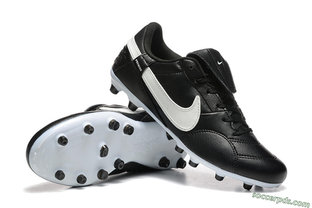 Nike The Premier 3 FG Low-Tops Football Boots - Black/Beige/White 4