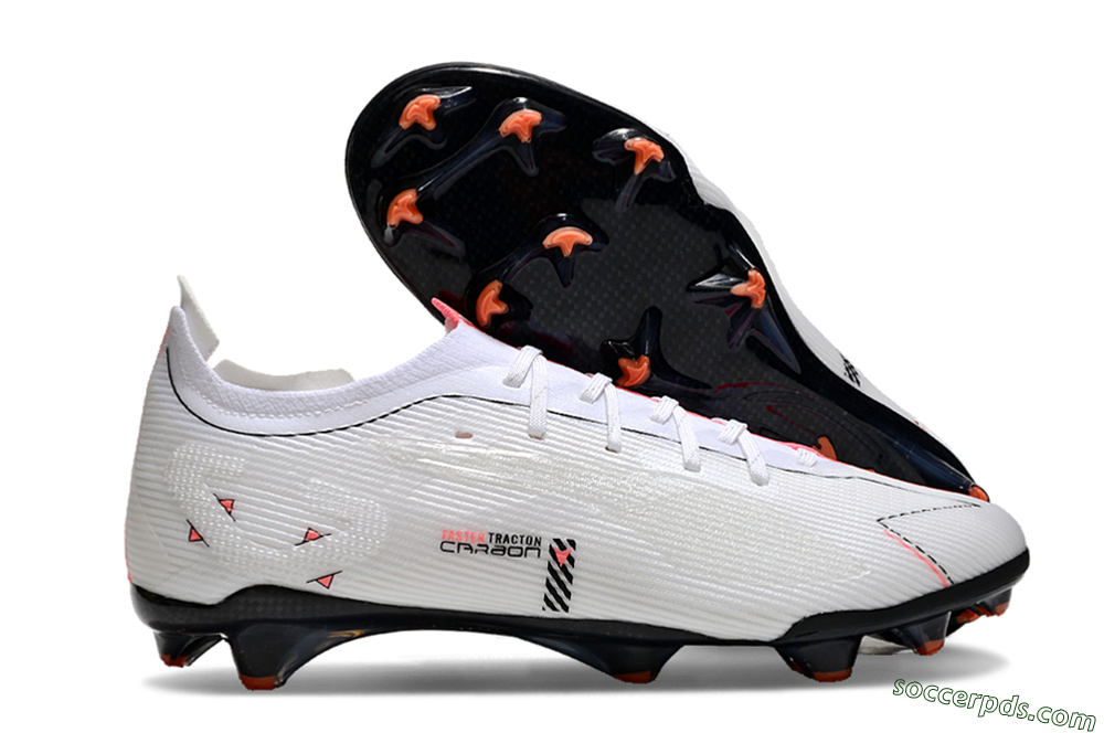 Puma Future Ultimate FG Low-Tops Football Boots - White/Pink/Black 1