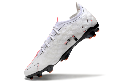 Puma Future Ultimate FG Low-Tops Football Boots - White/Pink/Black