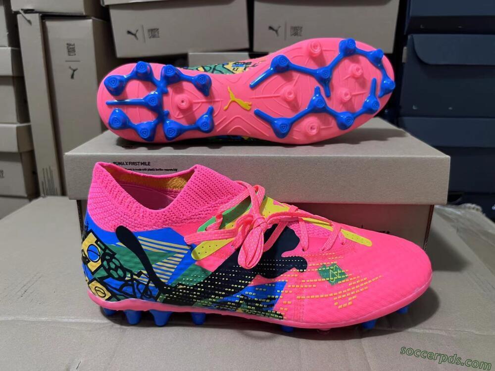 Puma Future Ultimate MG Low-Tops Football Boots - Red/Blue/Yellow/Green