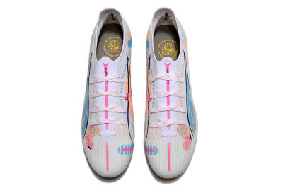 Puma Ultra 5 Ultimate MG Low-Tops Football Boots - White/Blue/Pink