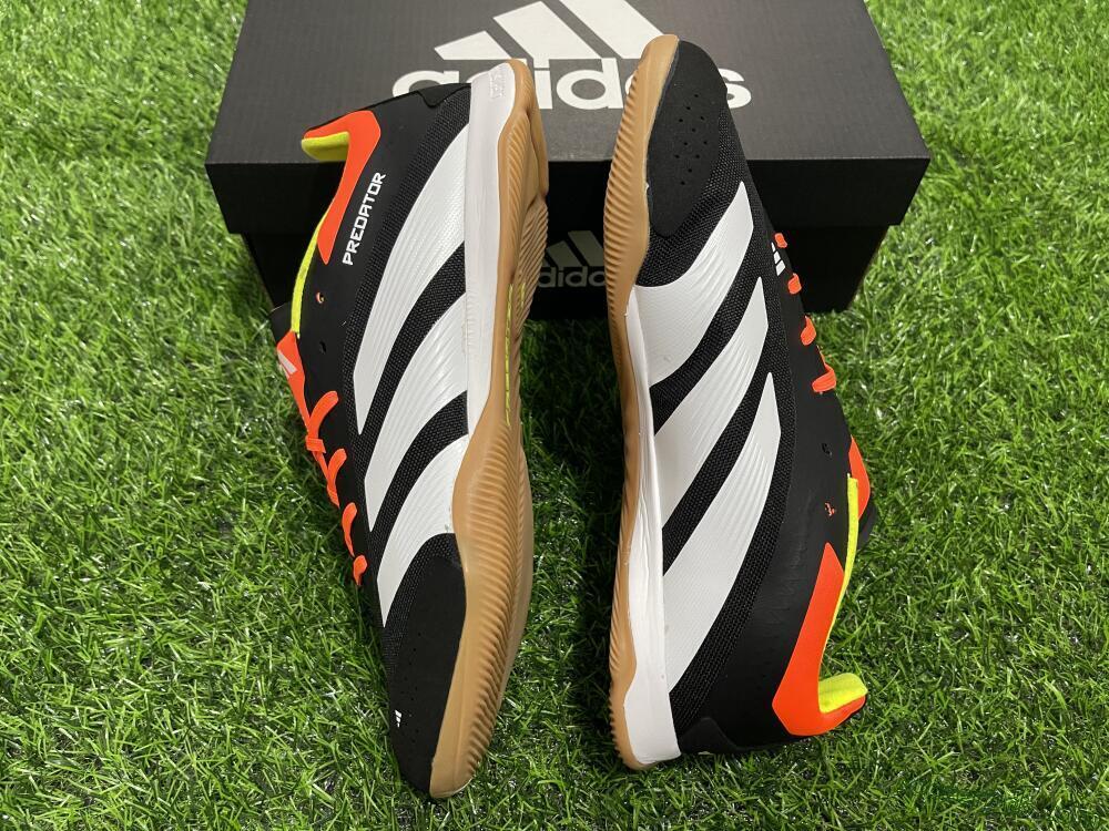 Adidas Predator 24 Elite IC Low-Tops Football Shoes - Black/White/Red
