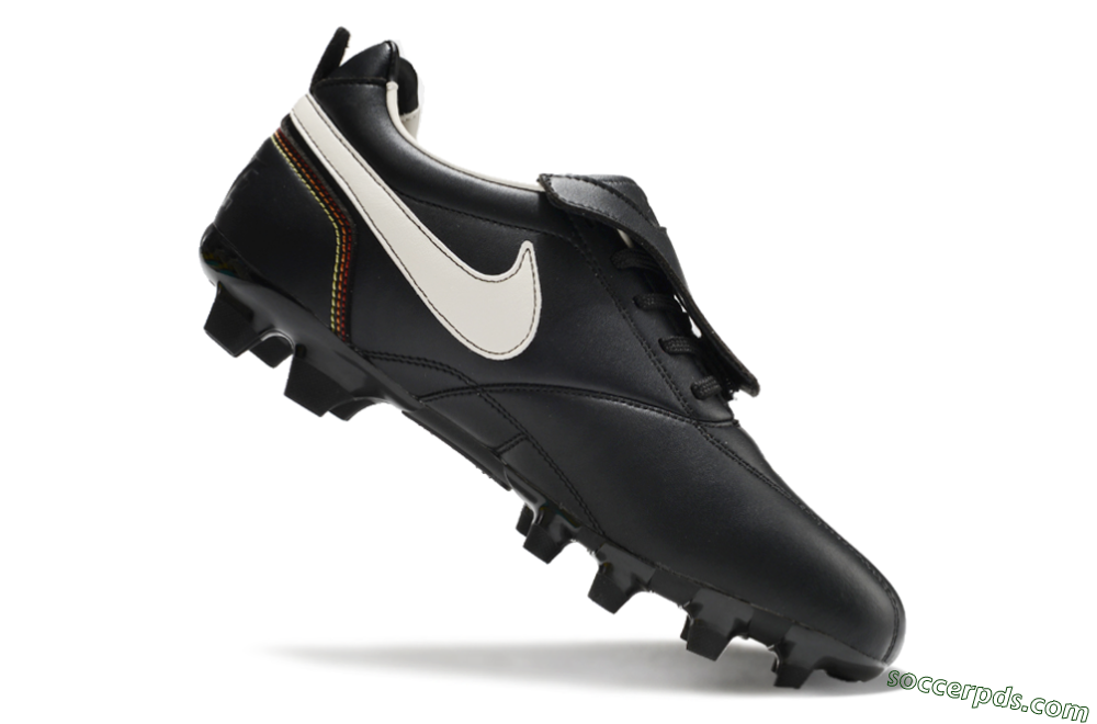 Ronaldo x Nike Tiempo Legend R10 Elite FG Low-Tops Football Boots - Black/White 4