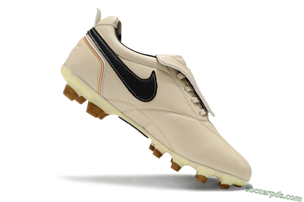 Ronaldo x Nike Tiempo Legend R10 Elite FG Low-Tops Football Boots - Beige/Black 4