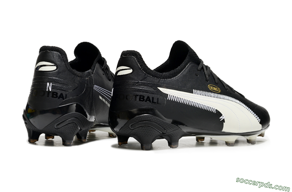 AOF x Puma King Ultimate FG Low-Tops Football Boots - Black/White 6