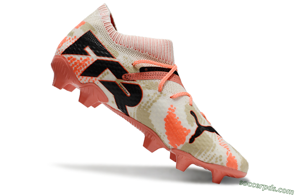 Puma Future 7 Ultimate FG Low-Tops Football Boots - Beige/Black/Brown 4