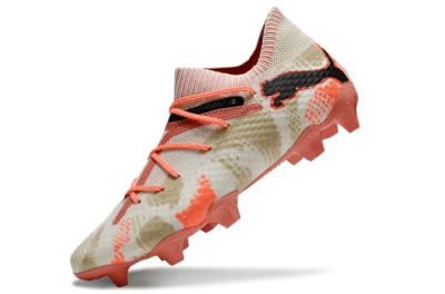 Puma Future 7 Ultimate FG Low-Tops Football Boots - Beige/Black/Brown