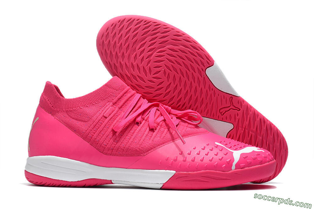 Puma Future Z 1.3 Teazer IC Low-Tops Football Shoes - Pink/White 1