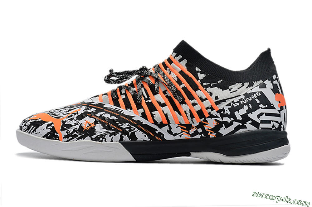 Puma Future Z 1.3 Teazer IC Low-Tops Football Shoes - White/Black/Orange 2