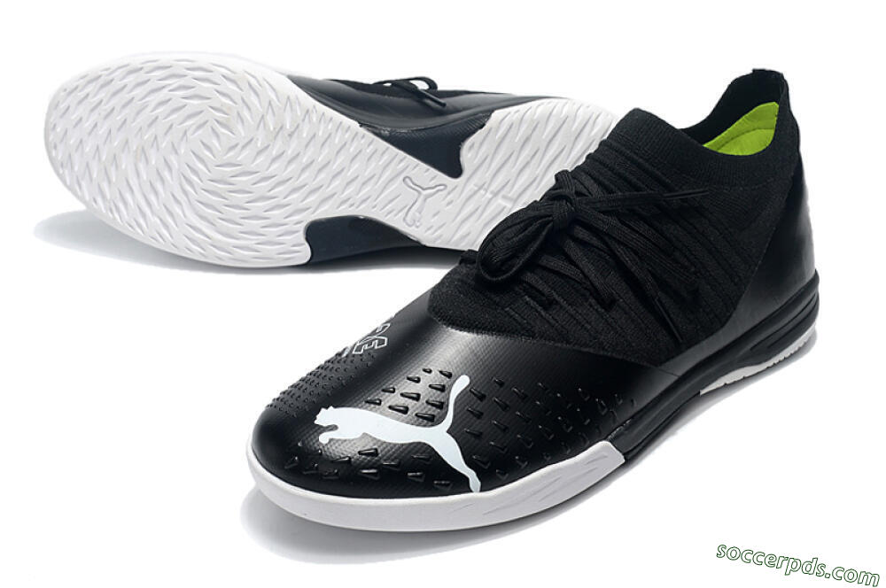 Puma Future Z 1.3 Teazer IC Low-Tops Football Shoes - Black/White 3
