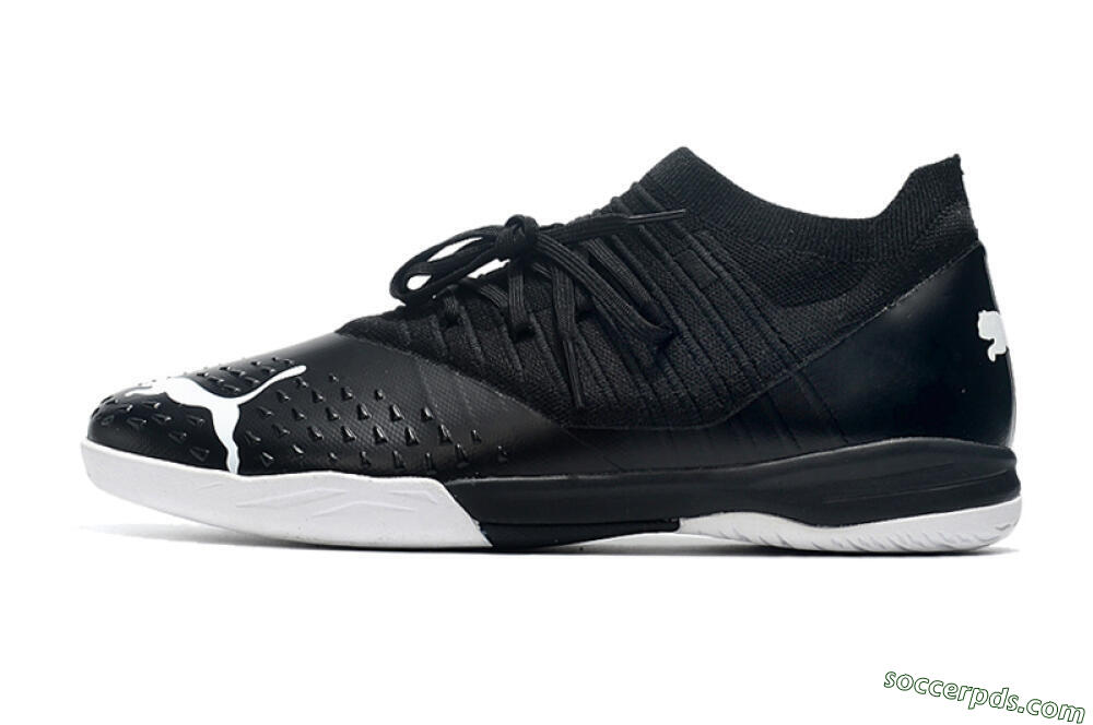 Puma Future Z 1.3 Teazer IC Low-Tops Football Shoes - Black/White 2