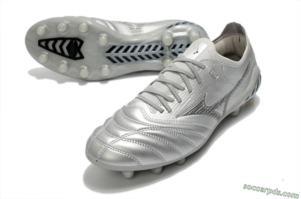 Mizuno Morelia Neo 3 FG Low-Tops Football Boots - Silver/Black 3