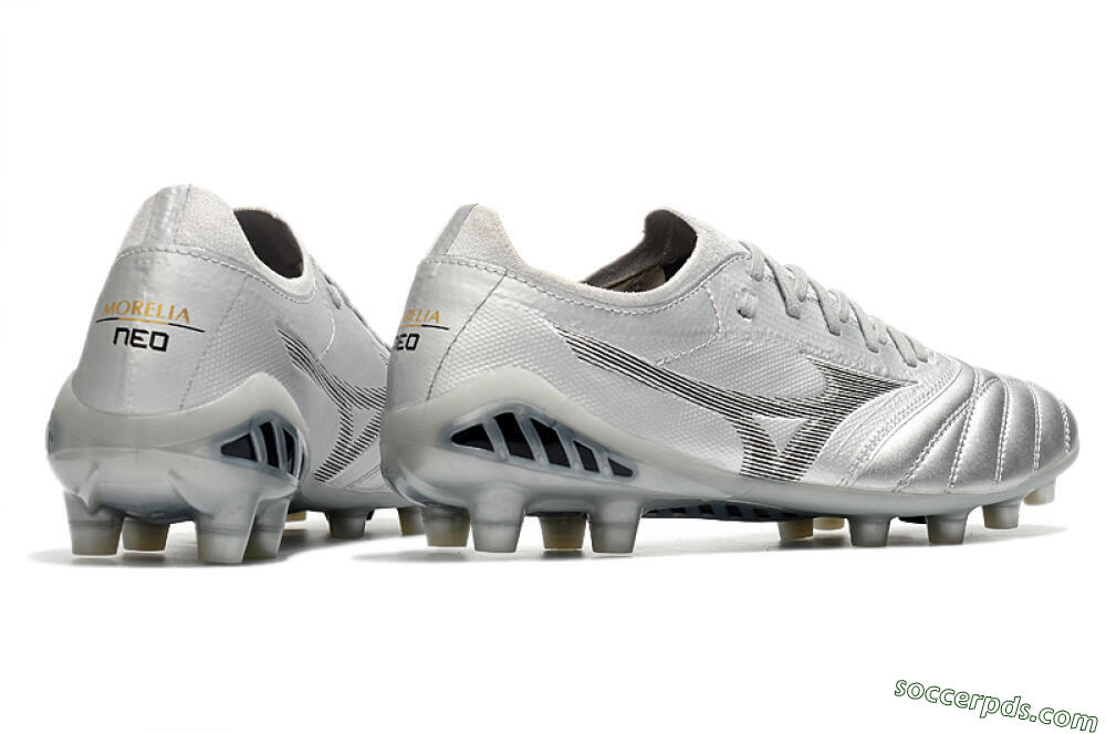 Mizuno Morelia Neo 3 FG Low-Tops Football Boots - Silver/Black 6