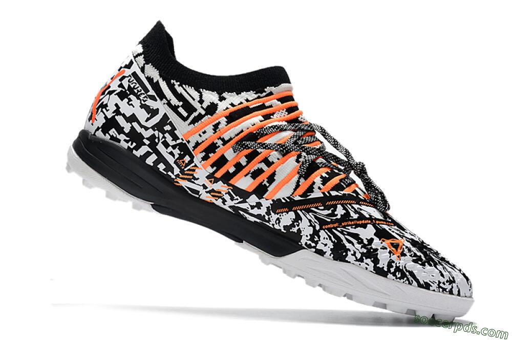 Puma Future Z 1.3 Teazer TF Low-Tops Football Shoes - White/Black/Orange 4