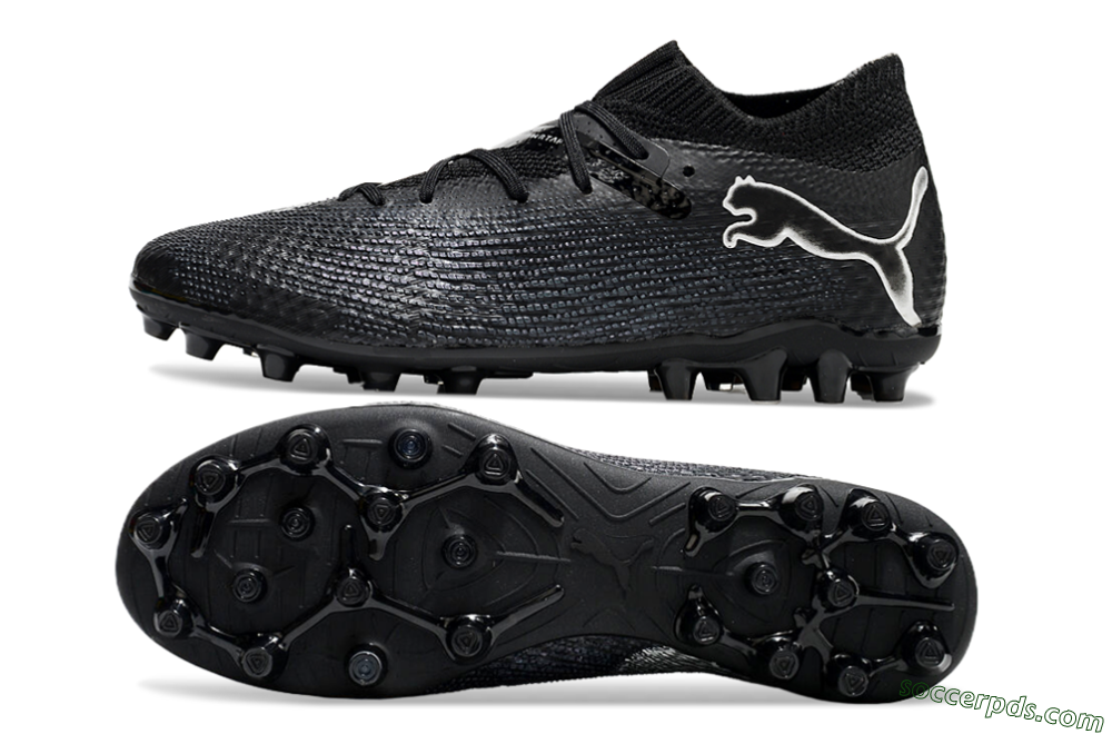 Puma Future Ultimate MG Low-Tops Football Boots - Black/White 0