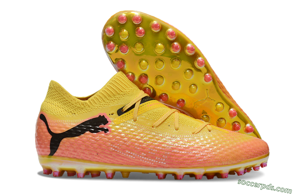 Puma Future Ultimate MG Low-Tops Football Boots - Pink/Black/Yellow 1