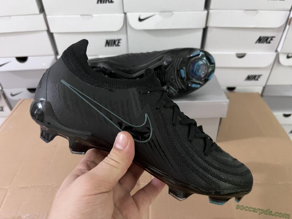 Nike Phantom Luna Elite NU FG Low-Tops Football Boots - Black/Blue
