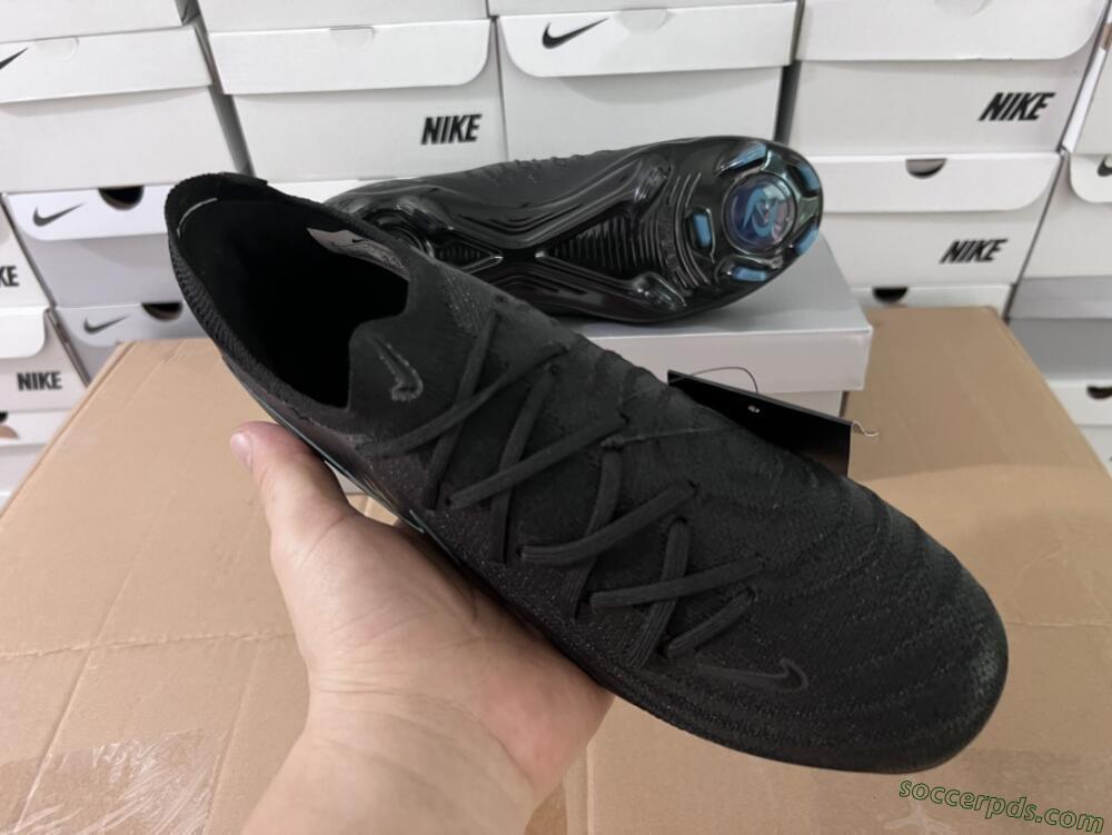 Nike Phantom Luna Elite NU FG Low-Tops Football Boots - Black/Blue