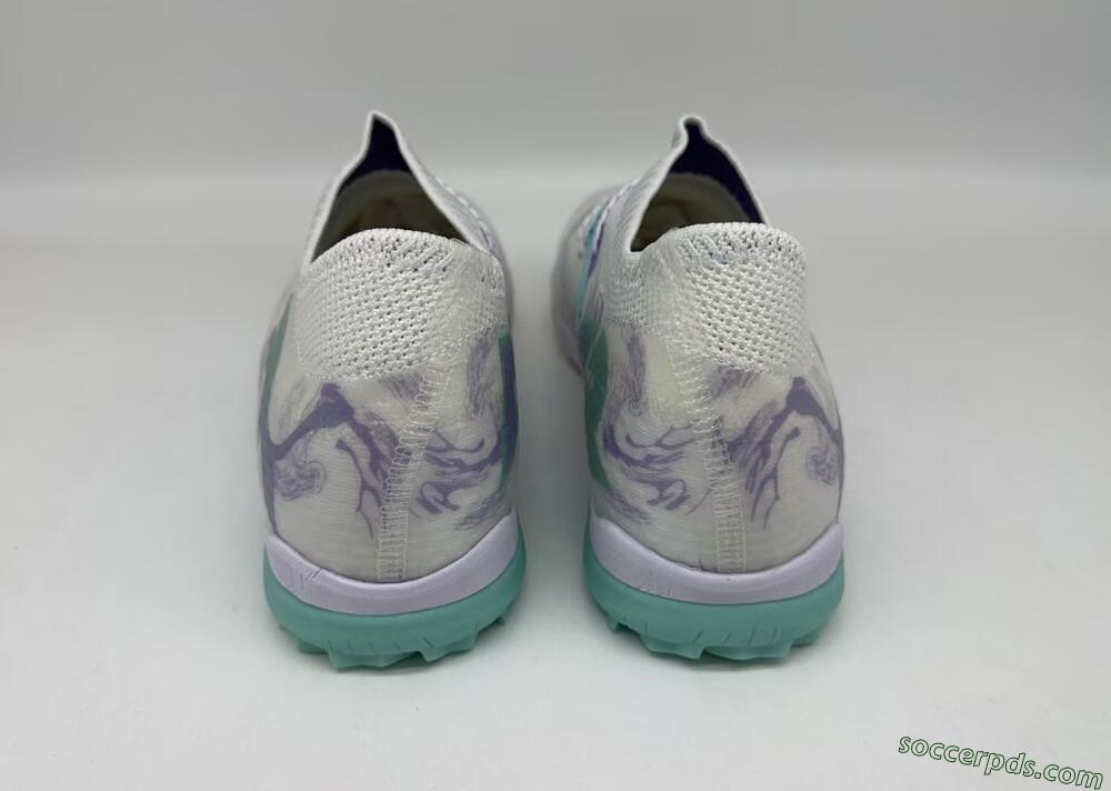 Puma Future Ultimate TF Low-Tops Football Shoes - Beige/Jade/Purple