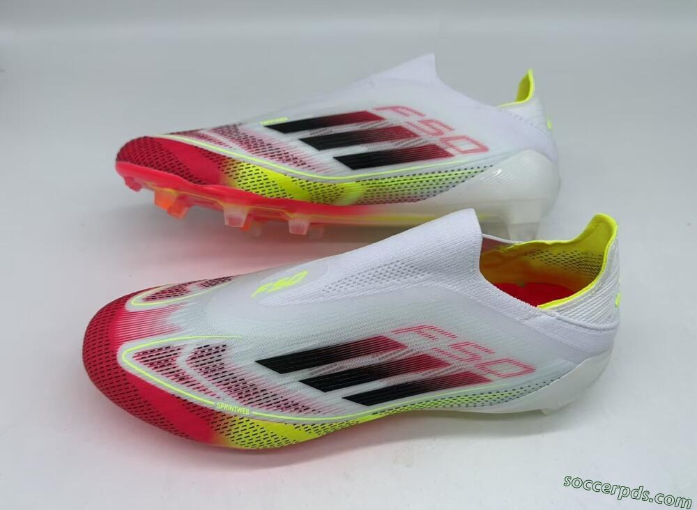 Adidas F50 Elite Laceless FG Low-Tops Football Boots - White/Red/Black