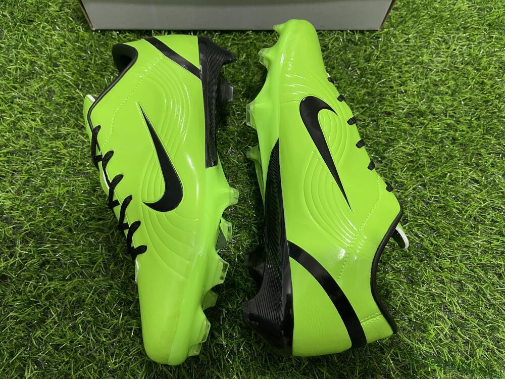 Ronaldo x Nike R9 Mercurial Vapor 3 FG Low-Tops Football Boots - Green/Black 1