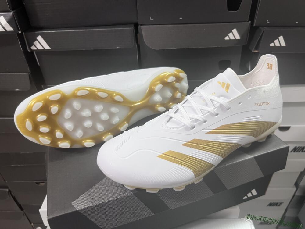 Adidas Predator Elite 24 MG Low-Tops Football Boots - White/Gold