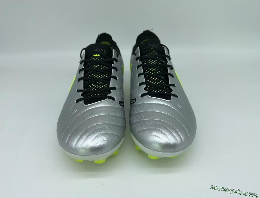 Nike Tiempo Legend 10 Elite AG Low-Tops Football Boots - Silver/Black/Yellow