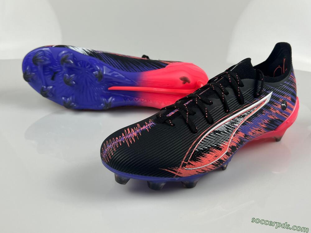 Puma Ultra Ultimate FG Low-Tops Football Boots - Black/White/Purple/Pink