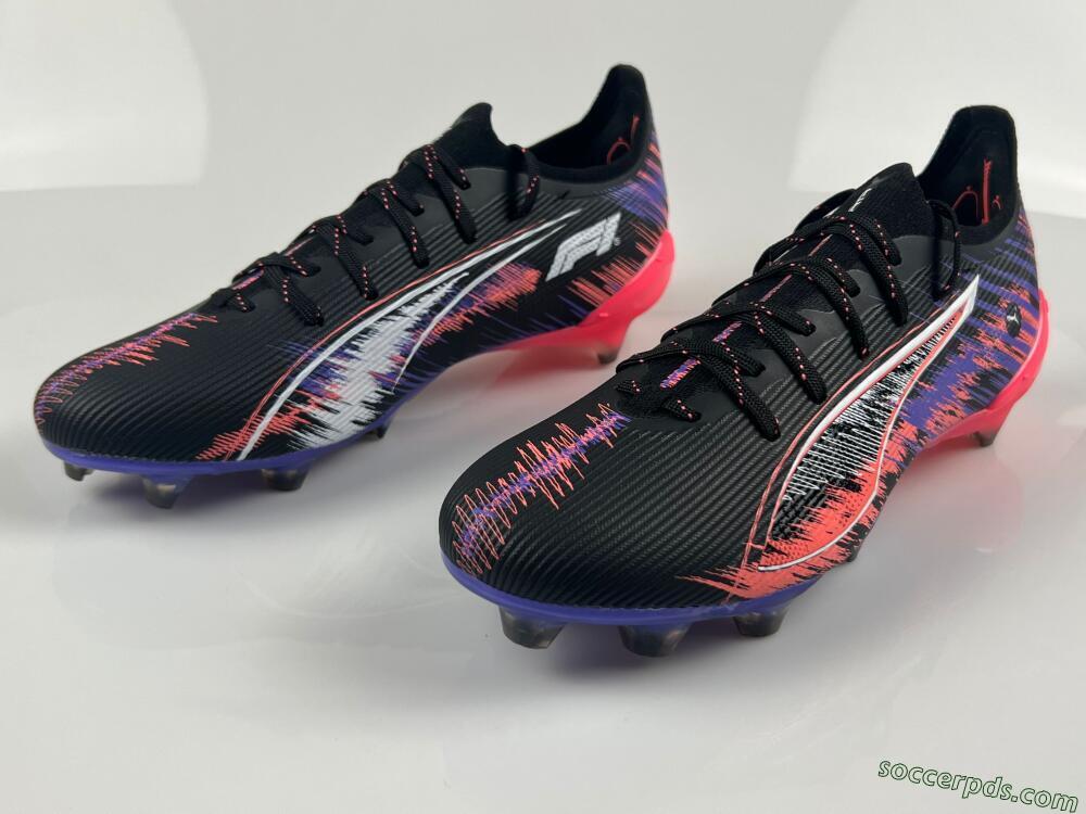 Puma Ultra Ultimate FG Low-Tops Football Boots - Black/White/Purple/Pink