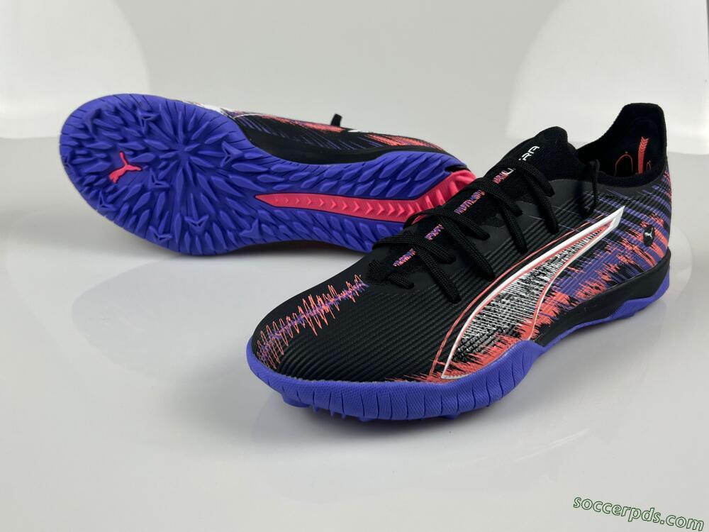 Puma Ultra Ultimate TF Low-Tops Football Shoes - Black/White/Purple/Pink