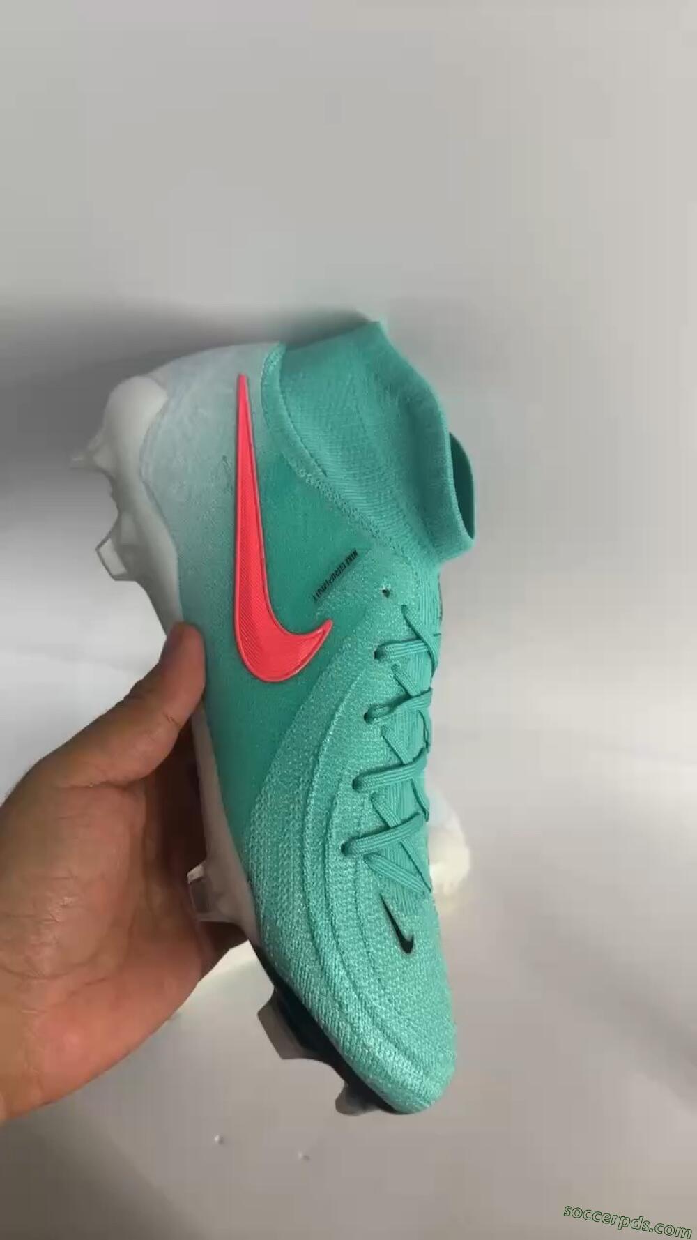 Nike Phantom Luna Elite FG High-Tops Football Boots - Jade/Red/White